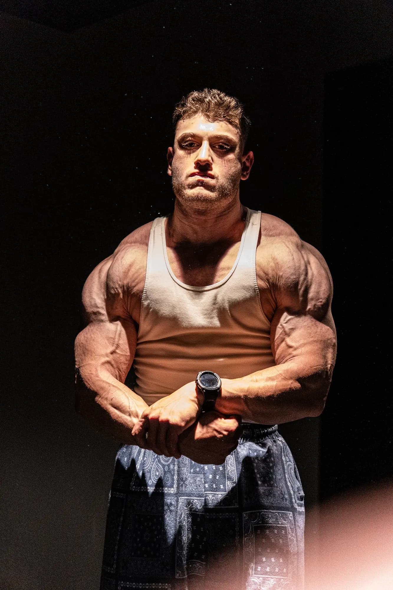 Enes Azaklı